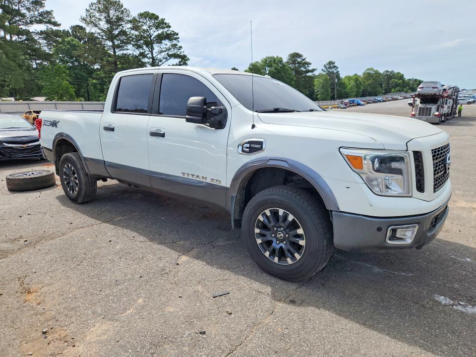 2019 Nissan Titan XD PRO-4X