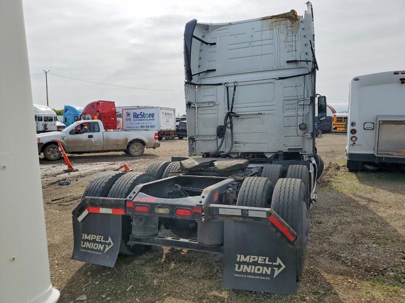2019 Volvo VNL Semi Truck