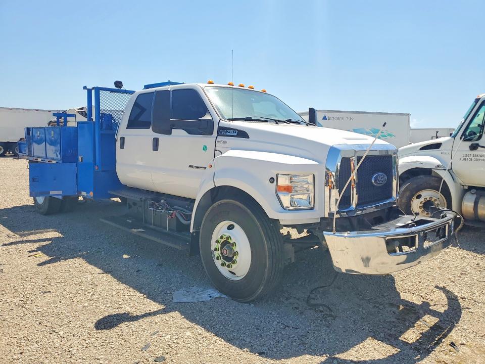 2017 Ford F750 Super Duty Utility / Service Truck