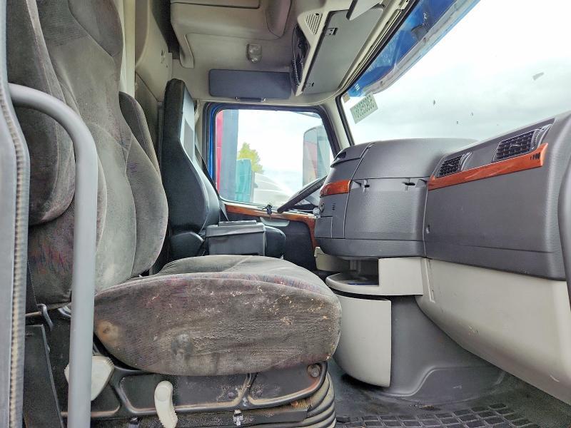 2008 Volvo VN VNL