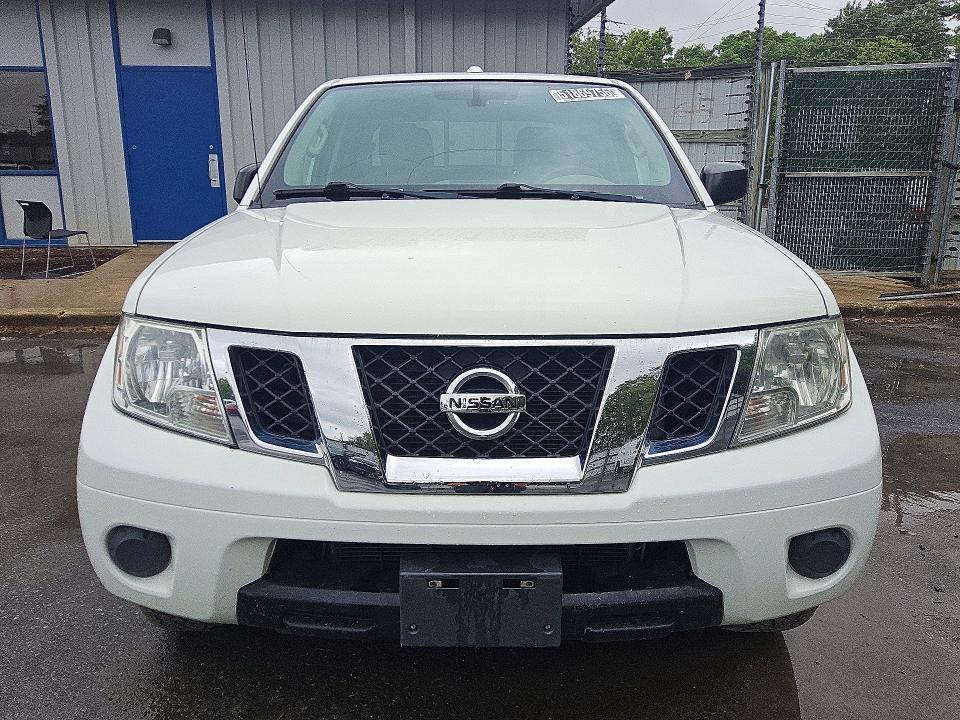 2017 Nissan Frontier SV