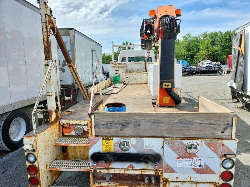 2007 Freightliner Business Class M2 Crane Truck