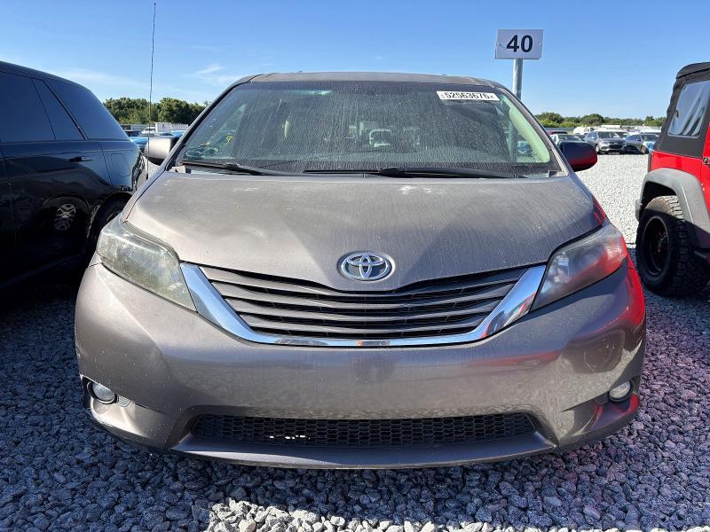2011 Toyota Sienna XLE 8-Passenger