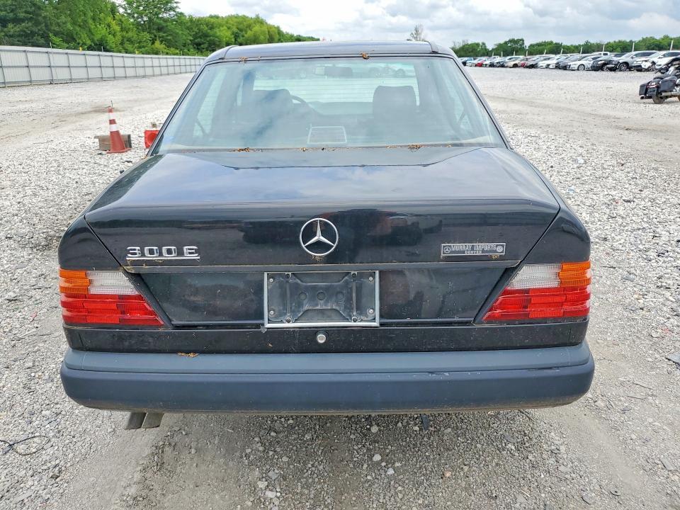 1987 Mercedes-Benz 300 e