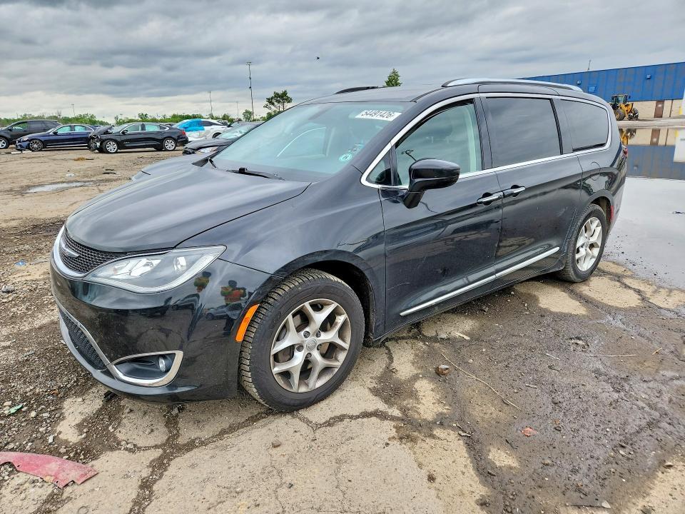 2018 Chrysler Pacifica Touring l