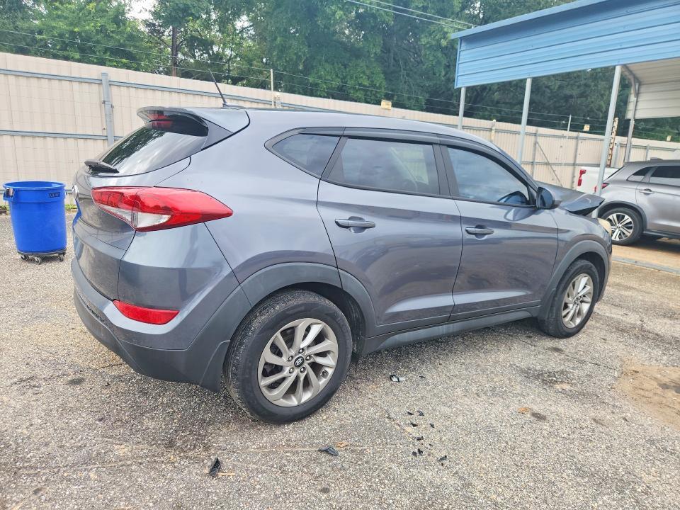 2016 Hyundai 4DR