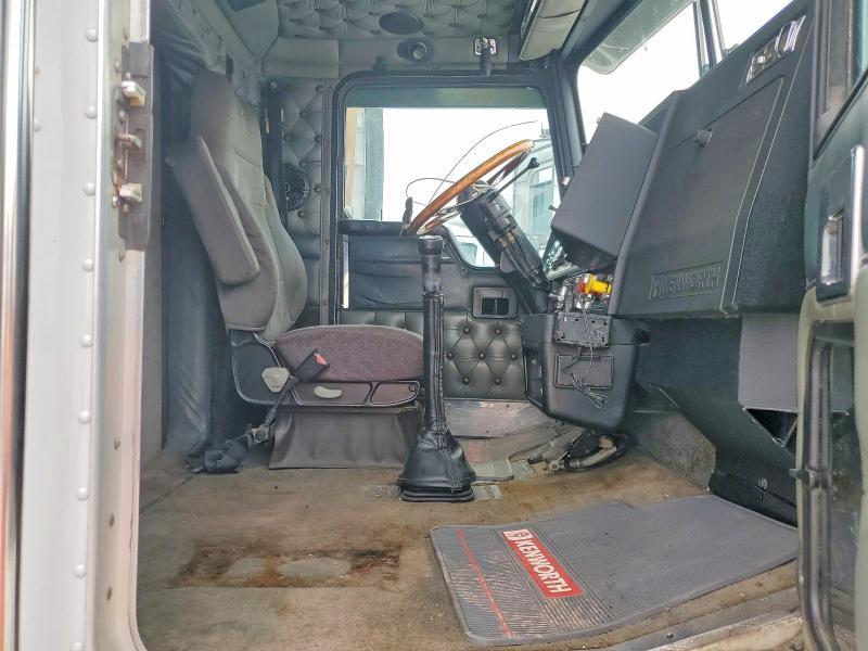 1996 Kenworth W900 Semi Truck
