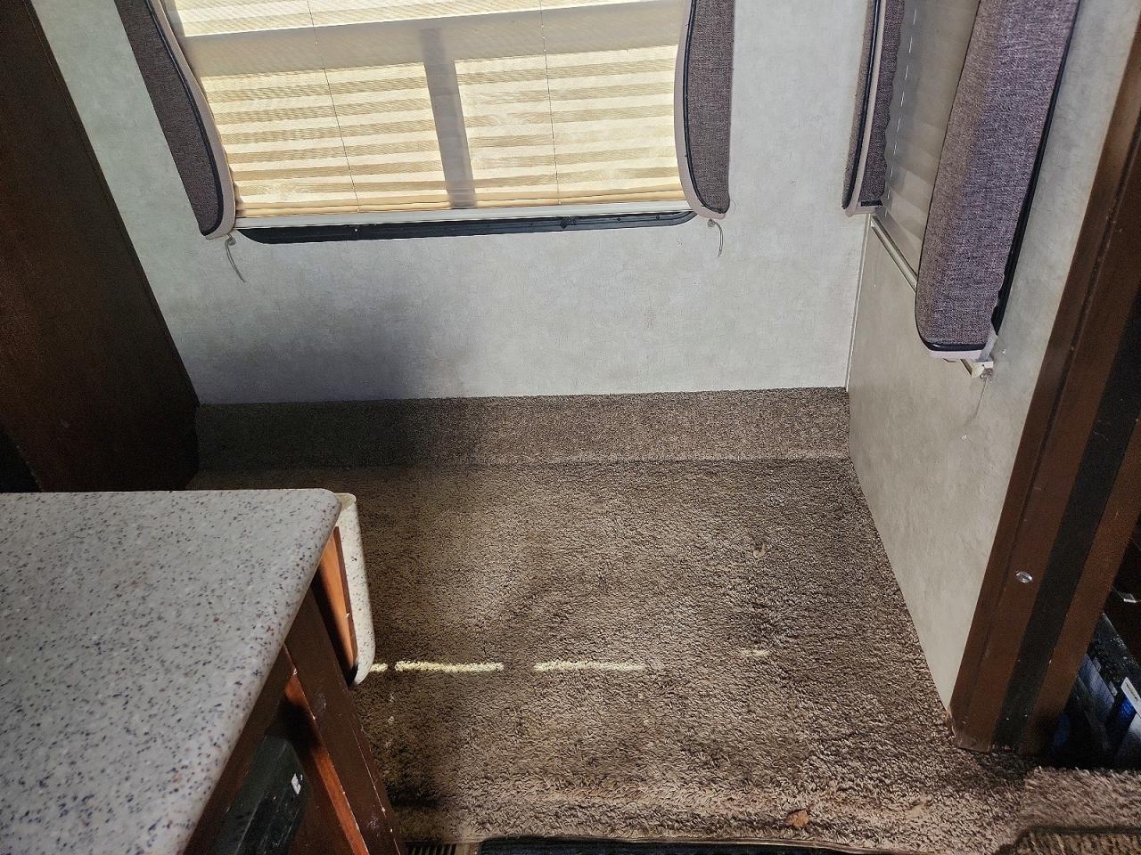 2015 Keystone Mountaineer Camper