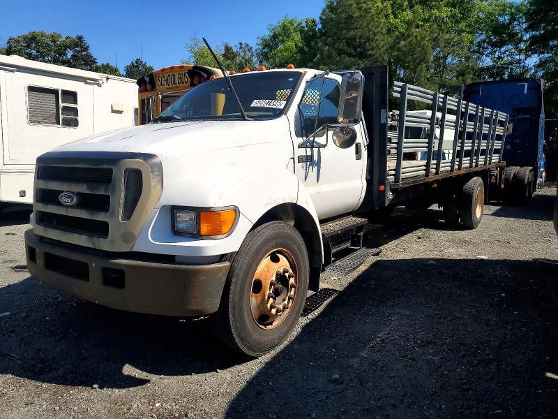 2004 Ford F650 Super Duty