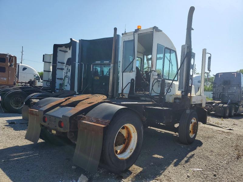 2015 Autocar Xpeditor Yard Truck