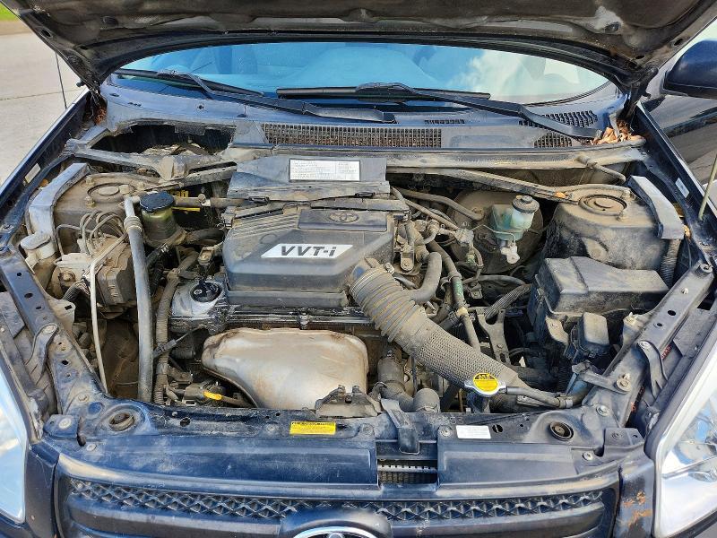 2004 Toyota Rav4 Base
