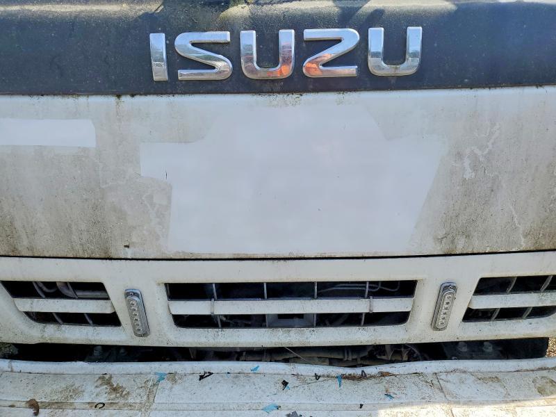 2006 Isuzu NQR Sweeper Truck