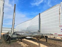 Salvage trucks for sale at Grand Prairie, TX auction: 2021 Suncountry Car Carrier