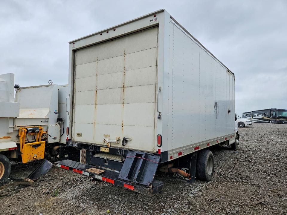 2019 Chevrolet Express BOX Truck