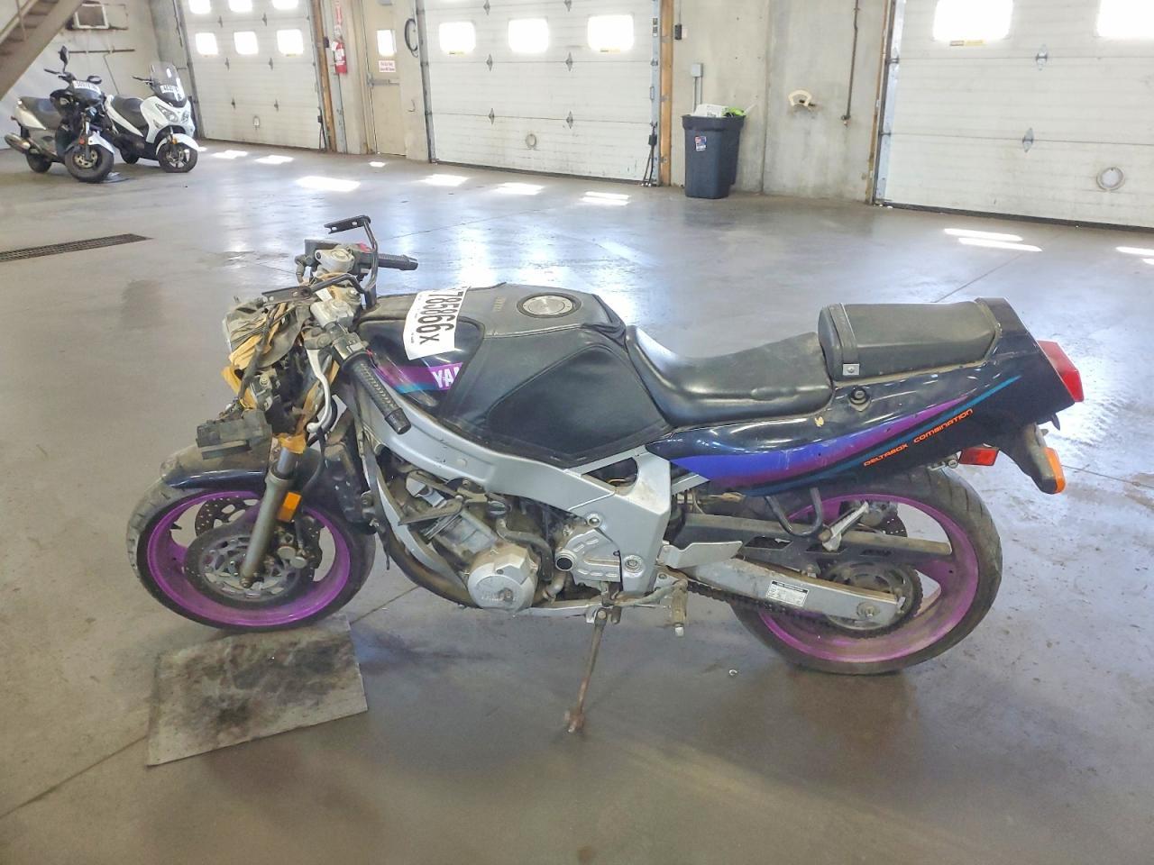 1993 Yamaha FZR600 R