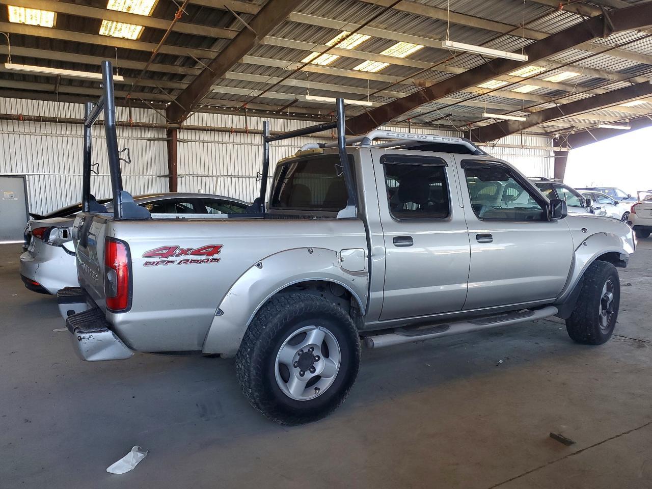 2001 Nissan Frontier XE