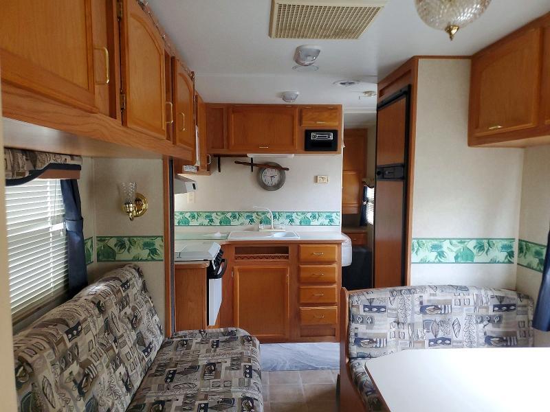 2003 Jayco Qwest Camper
