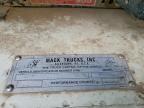 2001 Mack MR690S Refuse Truck