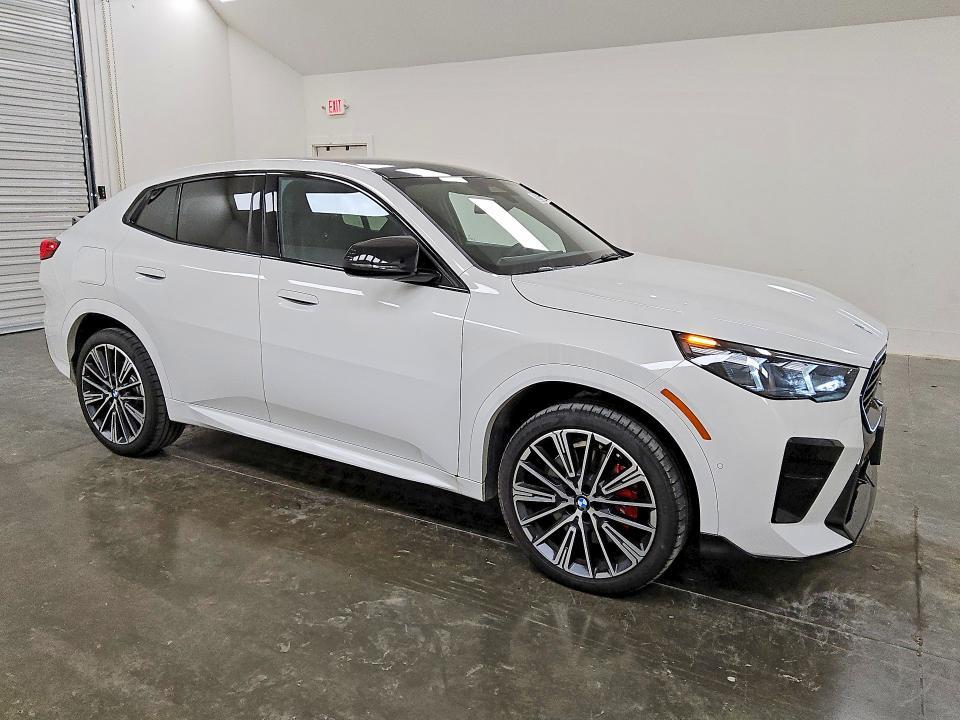 2026 BMW X2 M35i