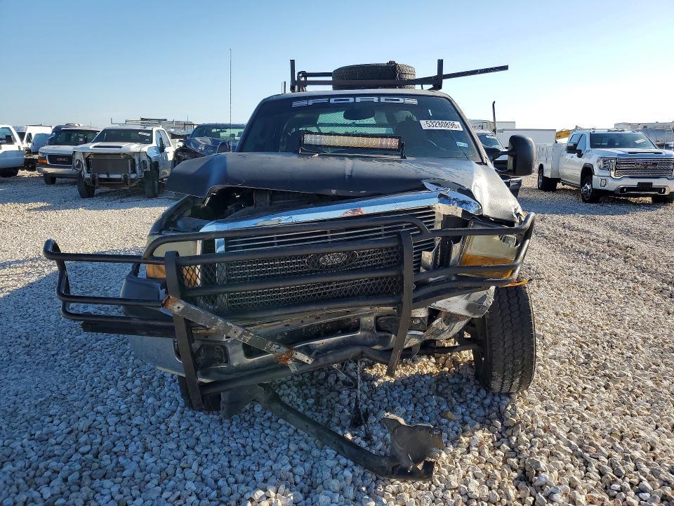 2005 Ford 250 CRW CC