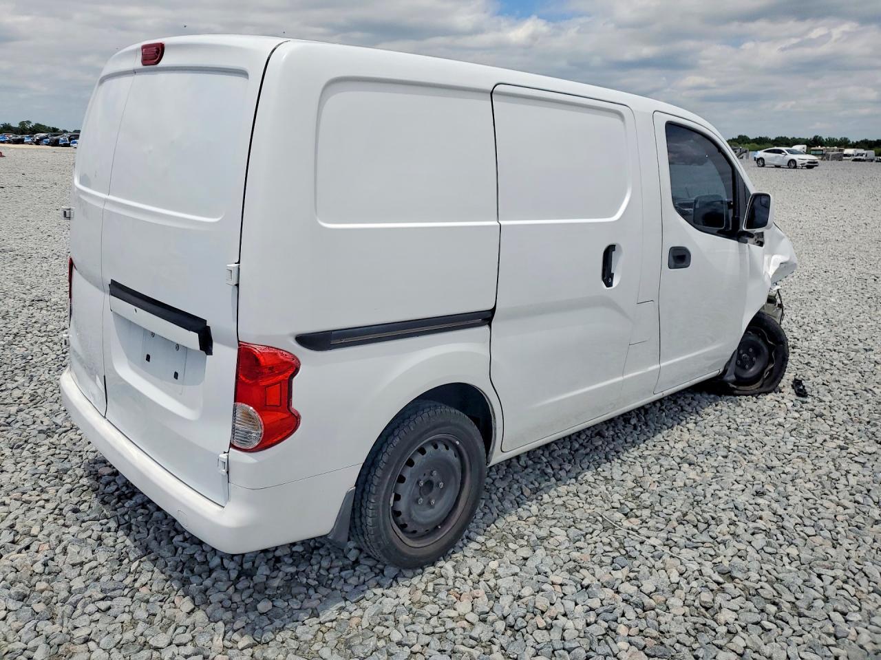 2017 Nissan NV200 SV