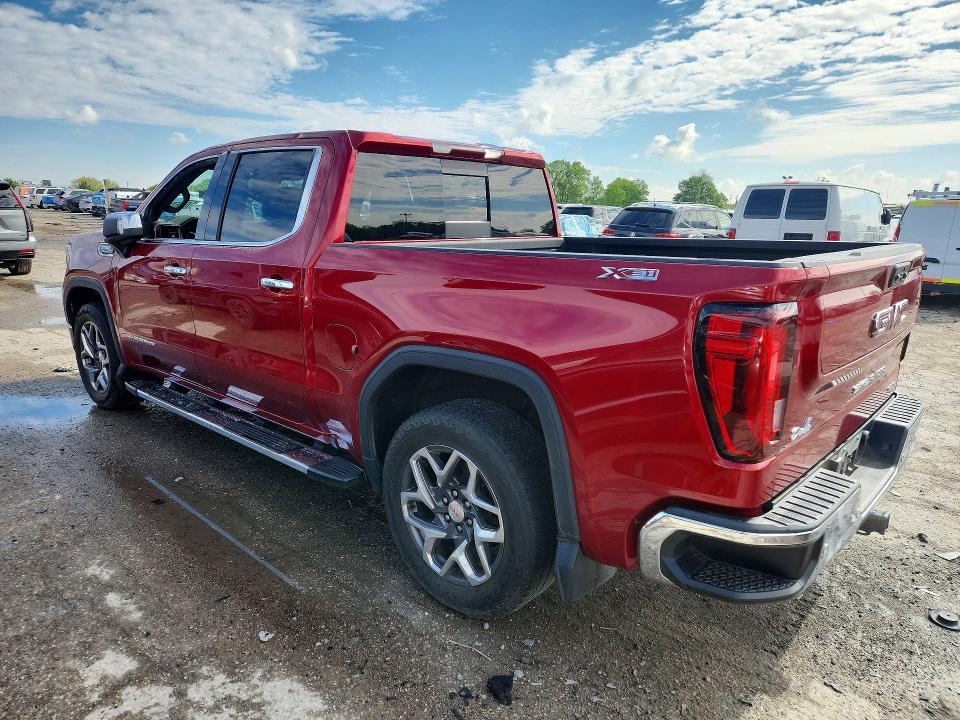 2022 GMC Sierra K1500 SLT