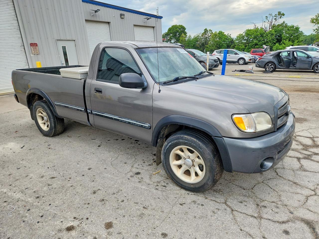 2004 Toyota Tundra Base