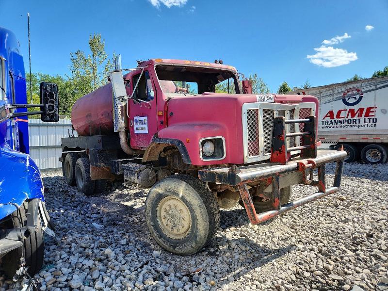 1994 International F-2674 Tank Truck