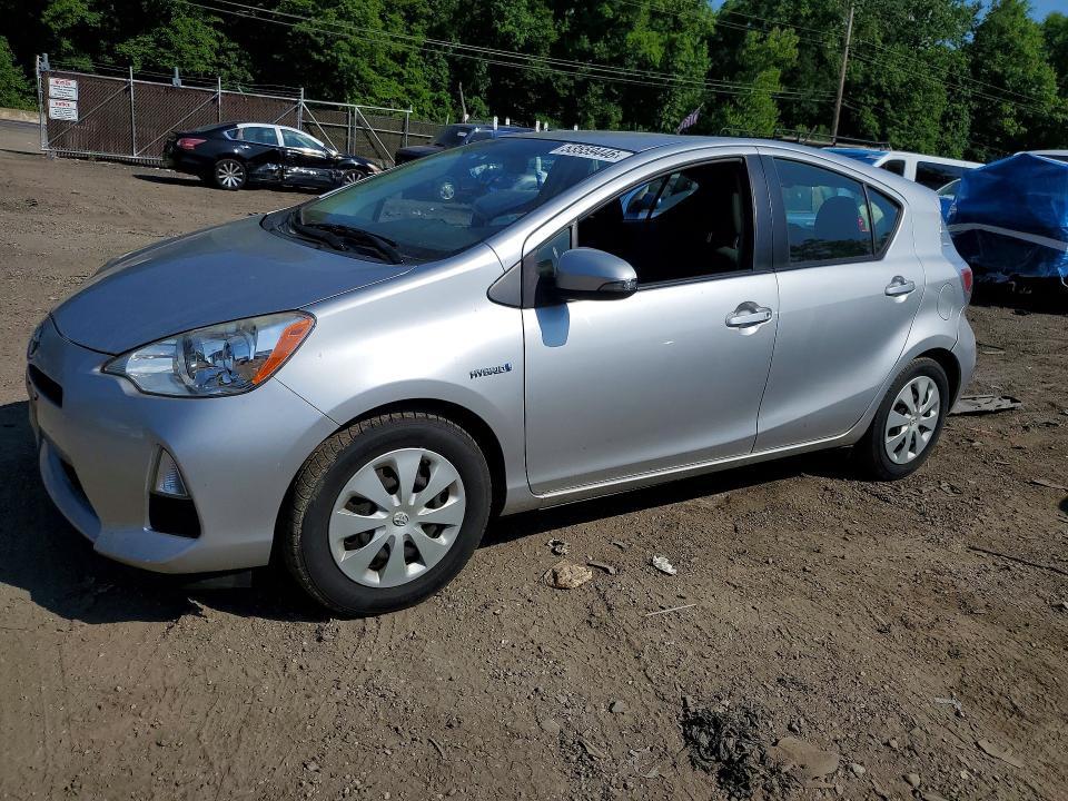 2014 Toyota Prius c two