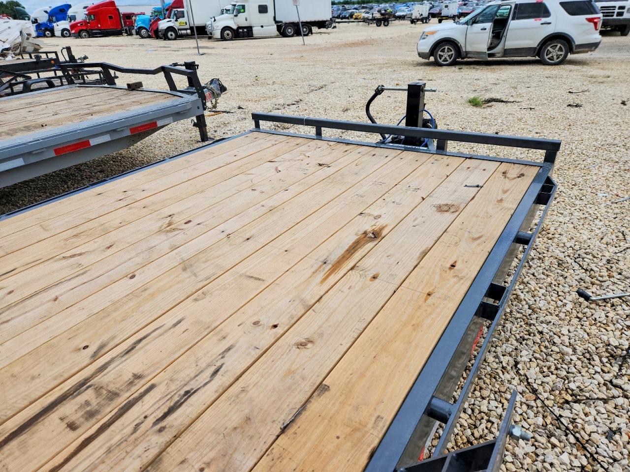 2026 Lamar H6832027 Equipment Trailer