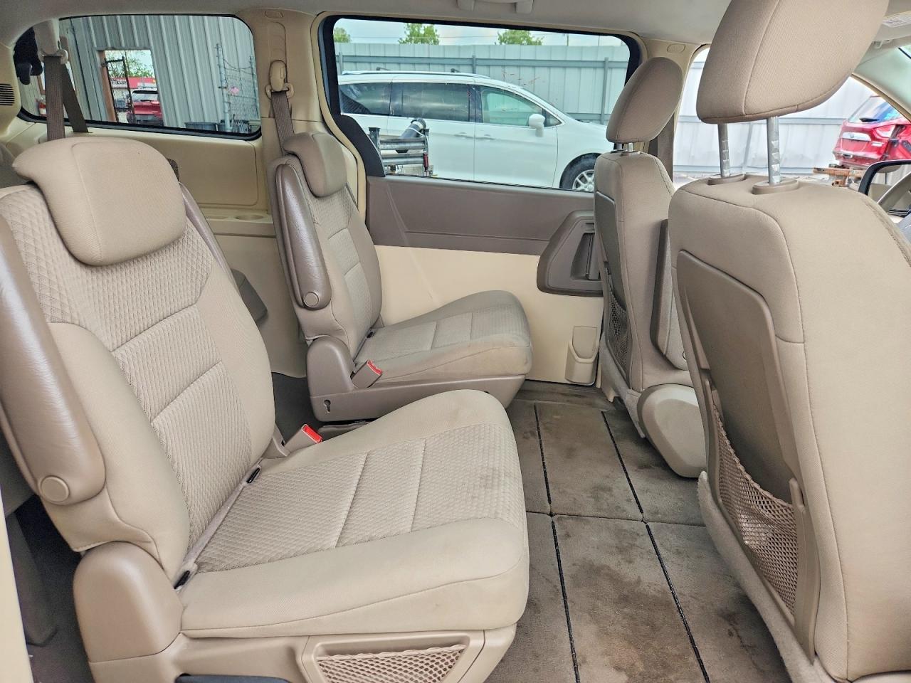 2010 Chrysler Town Cntry