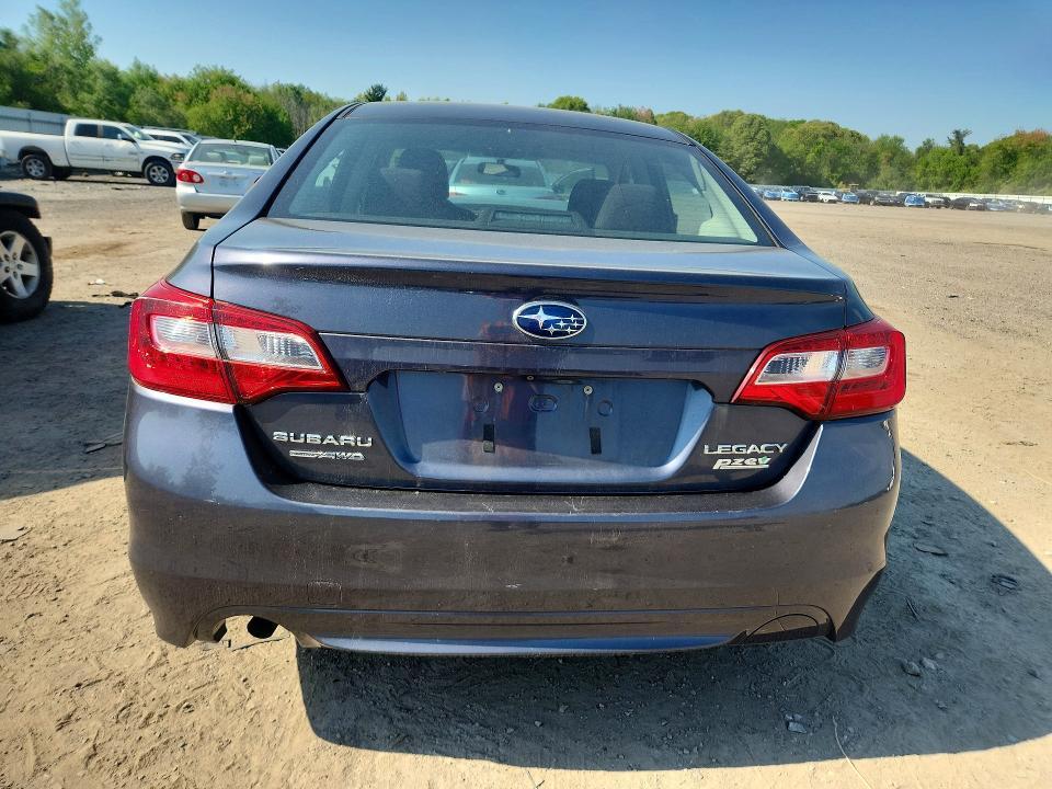 2015 Subaru Legacy 2.5i