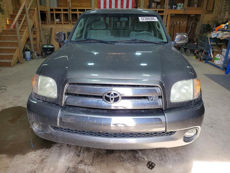 2004 Toyota Tundra SR5