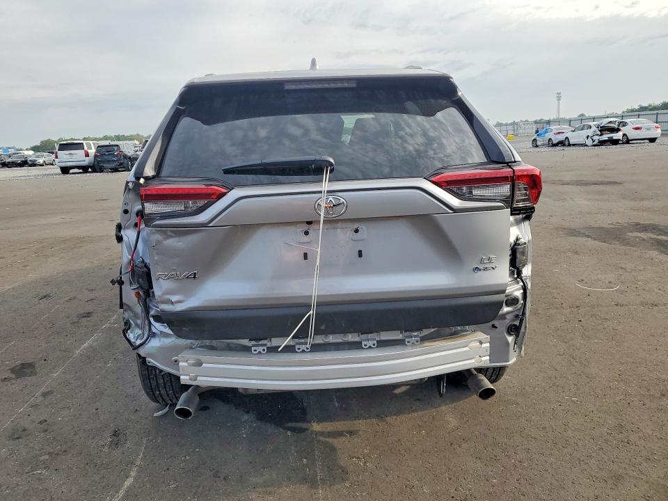 2025 Toyota Rav4 le
