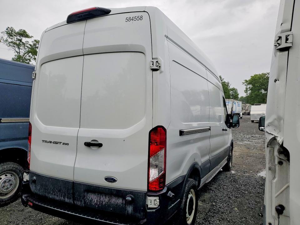 2022 Ford Transit 250 Delivery van