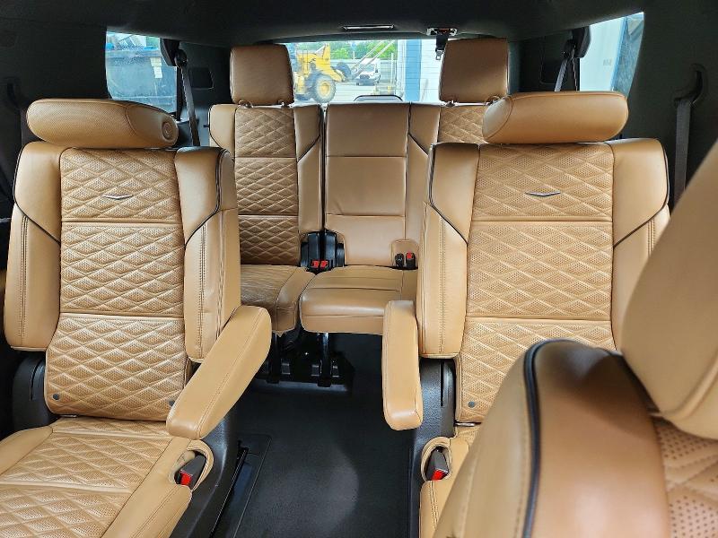 2022 Cadillac Escalade Sport