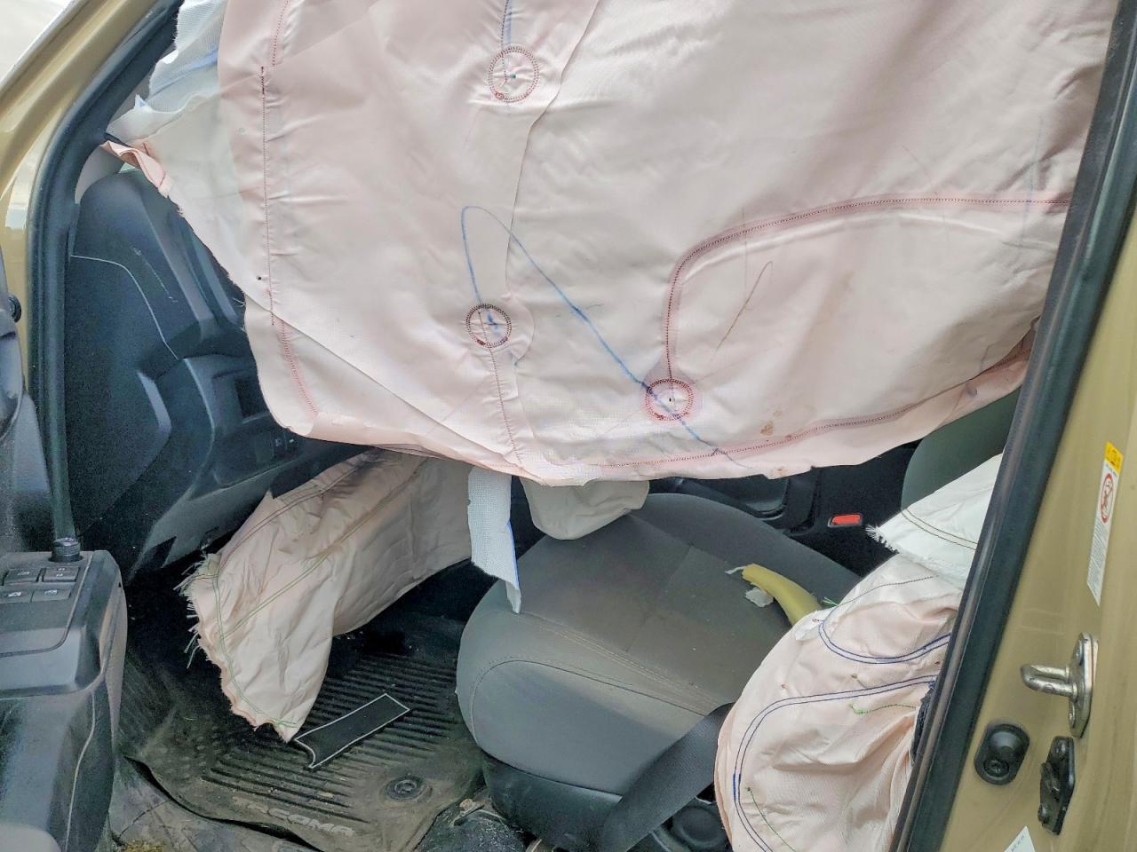 2019 Toyota Tacoma SR V6