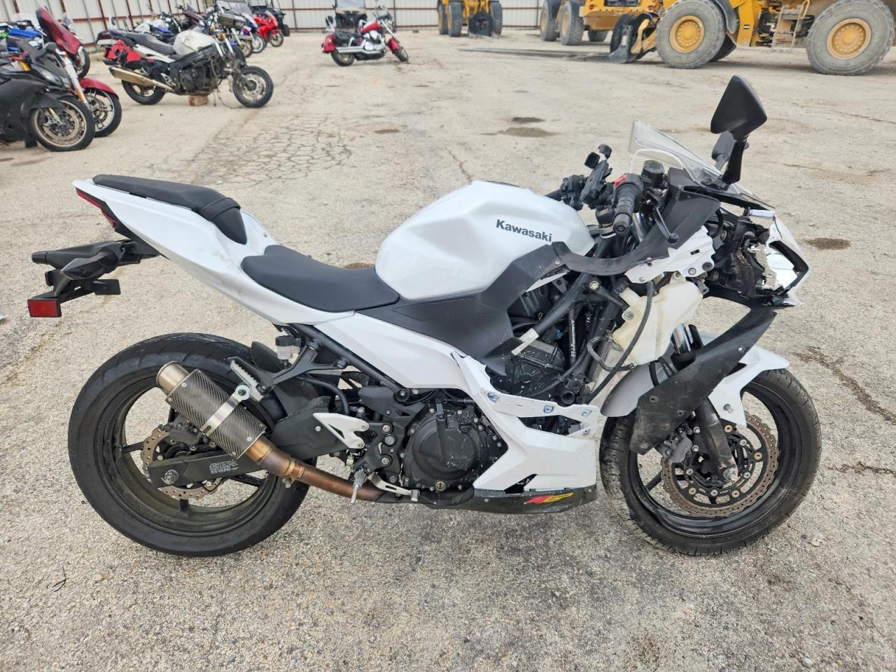 2020 Kawasaki EX400