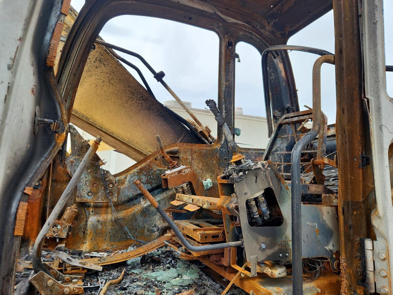 2003 Kobelco SK210 LC