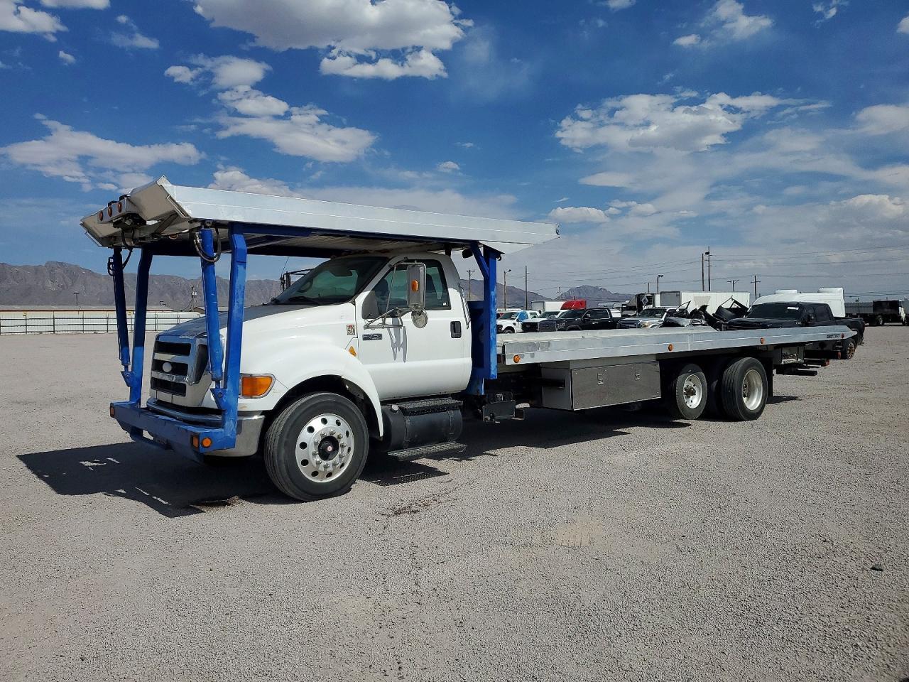 2009 Ford F750 Super Duty