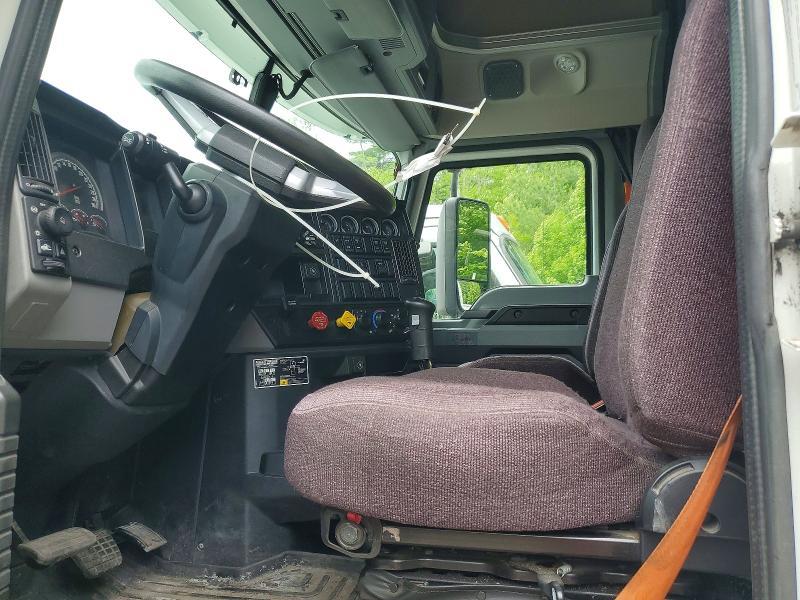 2019 Mack Anthem Semi Truck
