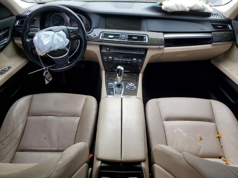 2012 BMW 740 i