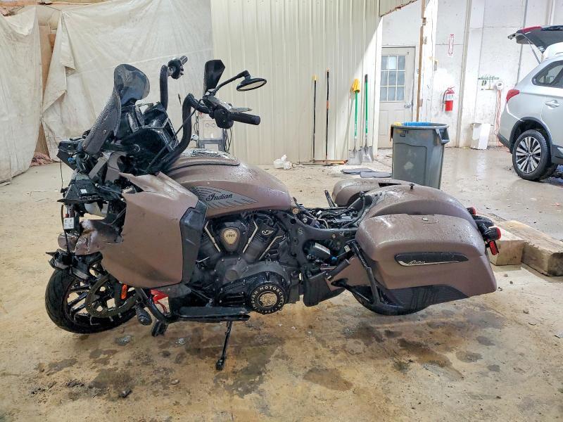 2021 Indian Motorcycle Co. Challenger Dark Horse
