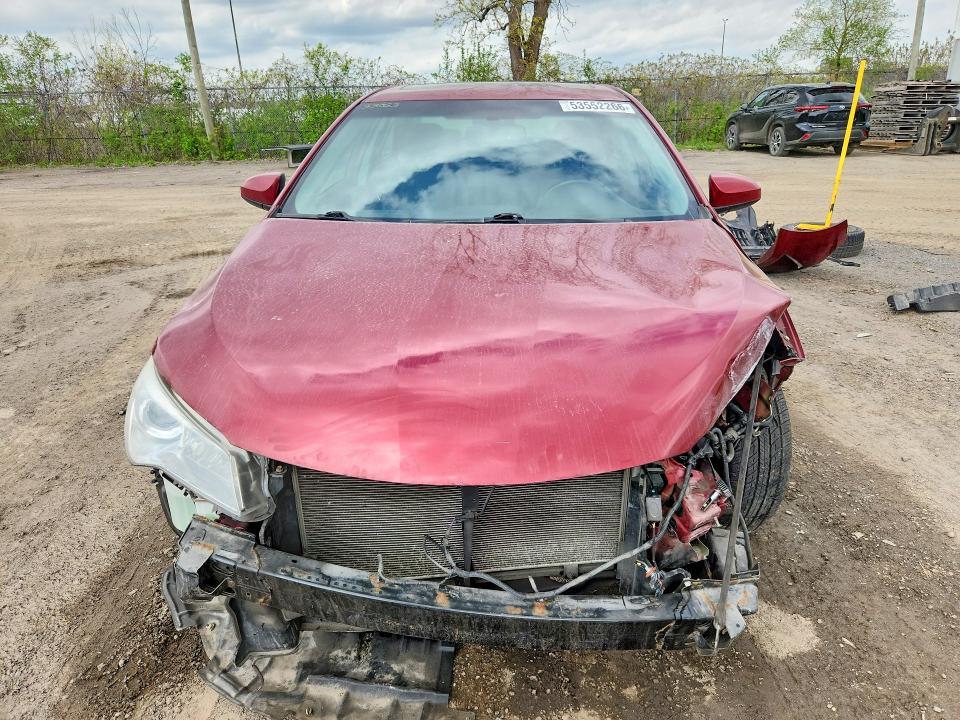 2015 Toyota Camry le