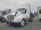 2016 Kenworth T680 Semi Truck