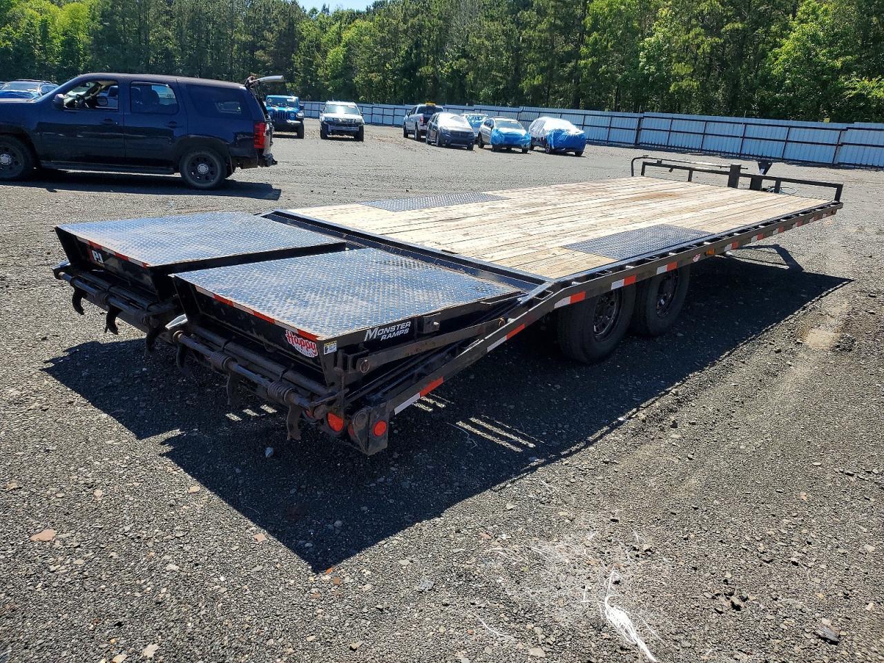 2025 PJ F8242 Equipment Trailer