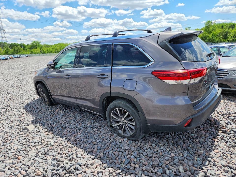 2019 Toyota Highlander xle