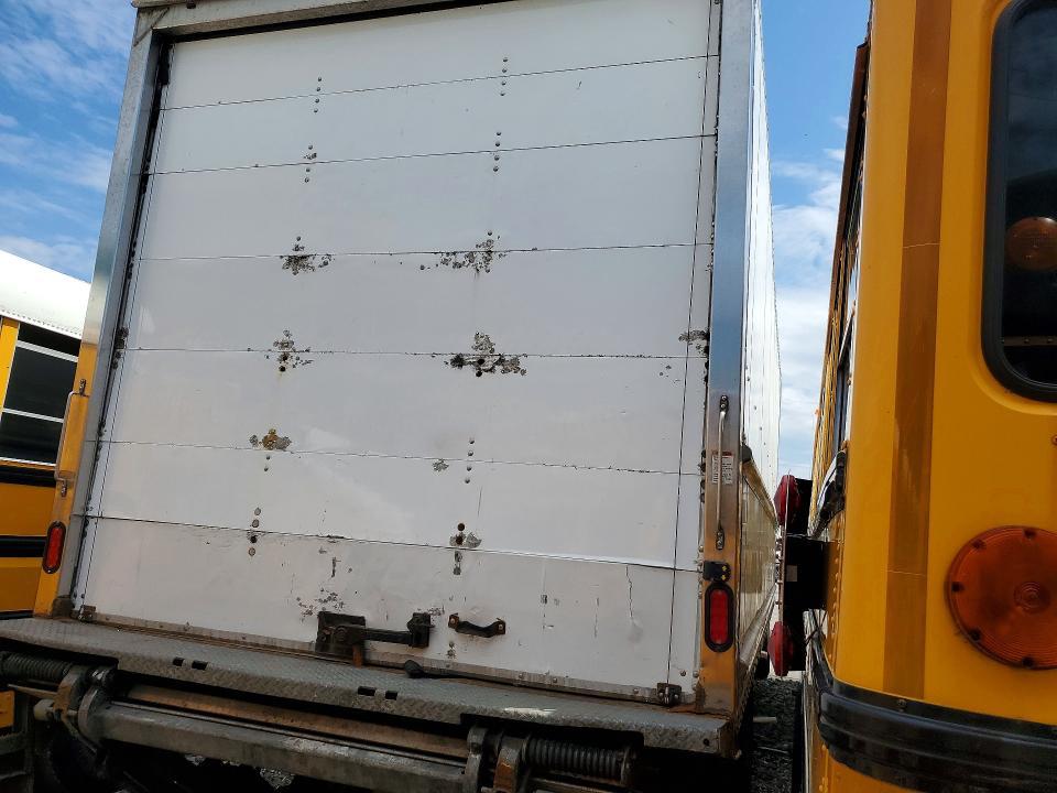 2019 Freigliner 2019 Freightliner Business Class M2 BOX Truck