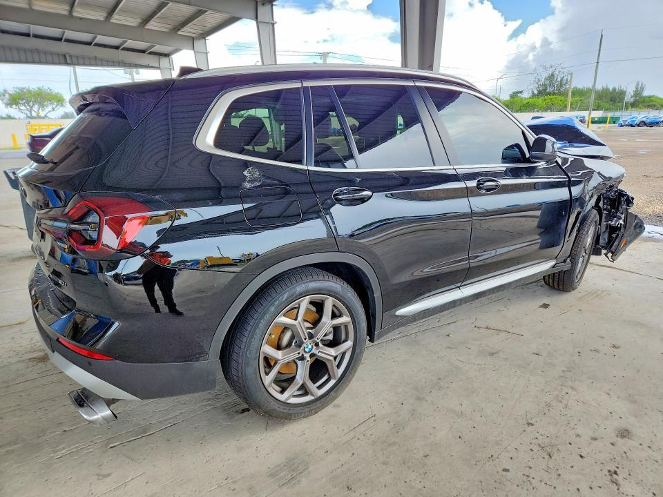 2023 BMW X3 Sdrive30i