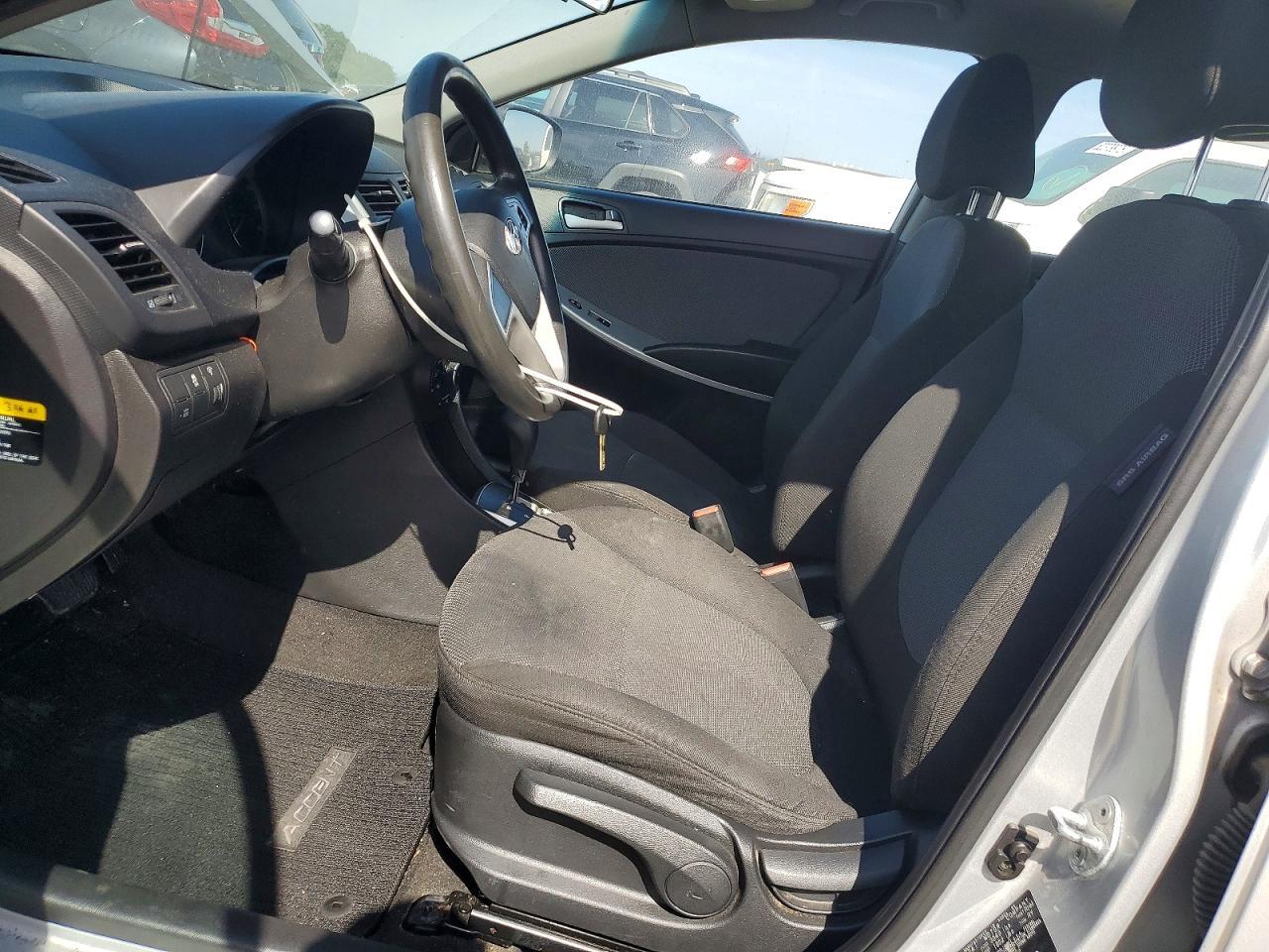 2014 Hyundai Accent gs